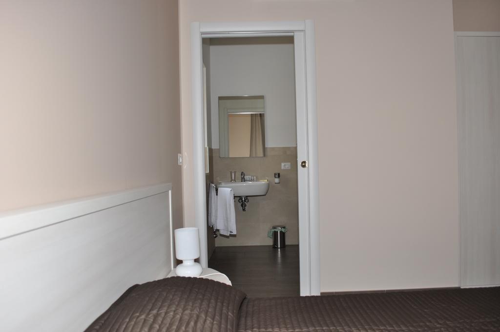 Ibasilischi Hotel Irsina Bagian luar foto